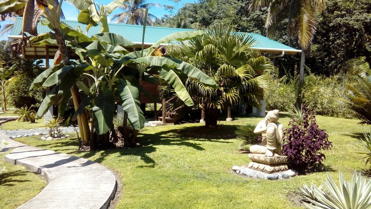 J And H Garden Cabinas Bocas Town Kültér fotó