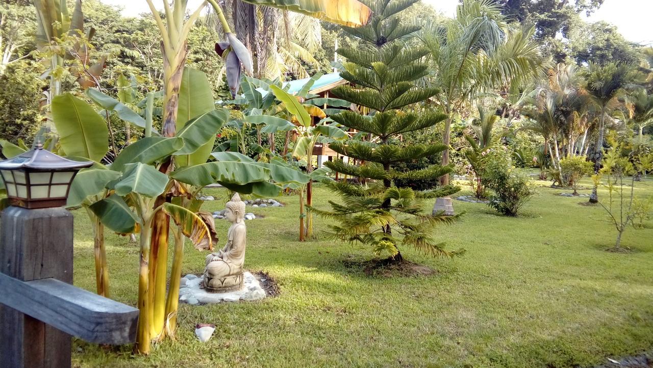 J And H Garden Cabinas Bocas Town Kültér fotó