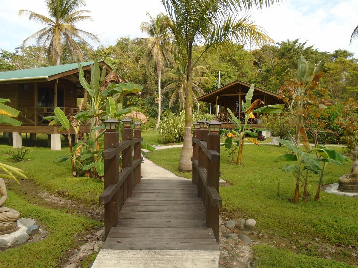 J And H Garden Cabinas Bocas Town Kültér fotó