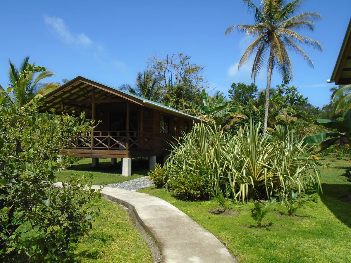 J And H Garden Cabinas Bocas Town Kültér fotó